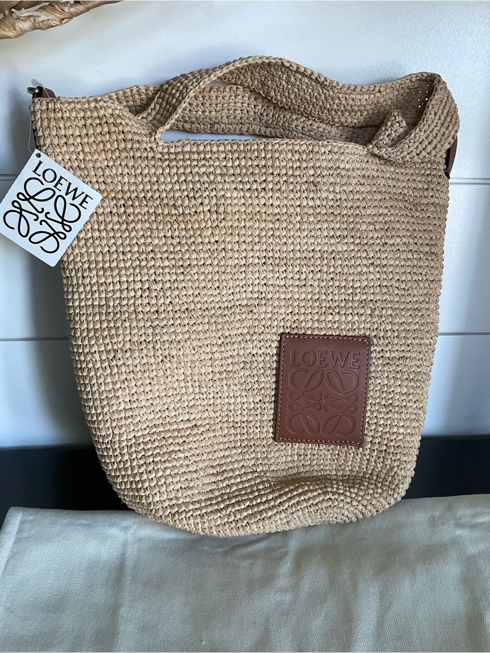 LOEWE Paula’s Ibiza Raffia Slit Mini Tote Bag with Leather Anagram - Picture 4 of 15